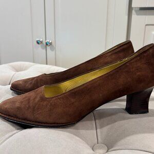 Vintage Italian Brown Suede Heel - Carloyn Roehm